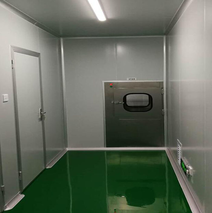 傳遞窗適用于需要在不同潔凈度區(qū)域之間傳遞物品的場(chǎng)合，如實(shí)驗(yàn)室、無菌室等。