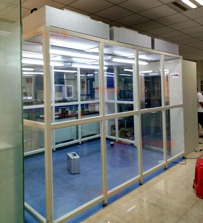 潔凈棚的尺寸應根據潔凈車間的需求而定，形狀一般采用矩形或方形，便于清潔和維護。